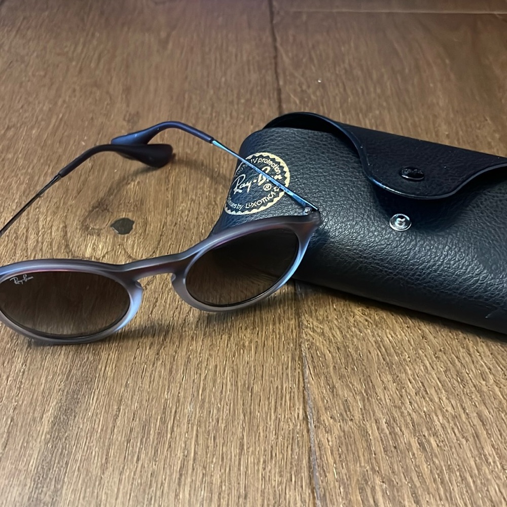 Authentic Ray Ban Sunglasses